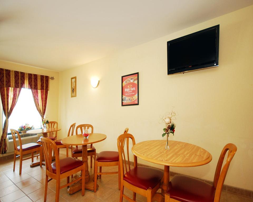 Econo Lodge Amelia Court House Extérieur photo