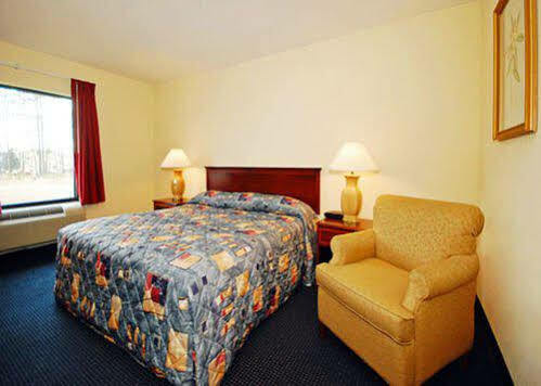 Econo Lodge Amelia Court House Extérieur photo